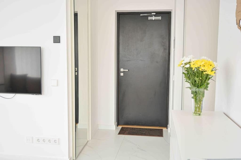 Apartamento Kalevi Panorama Tallin Exterior foto