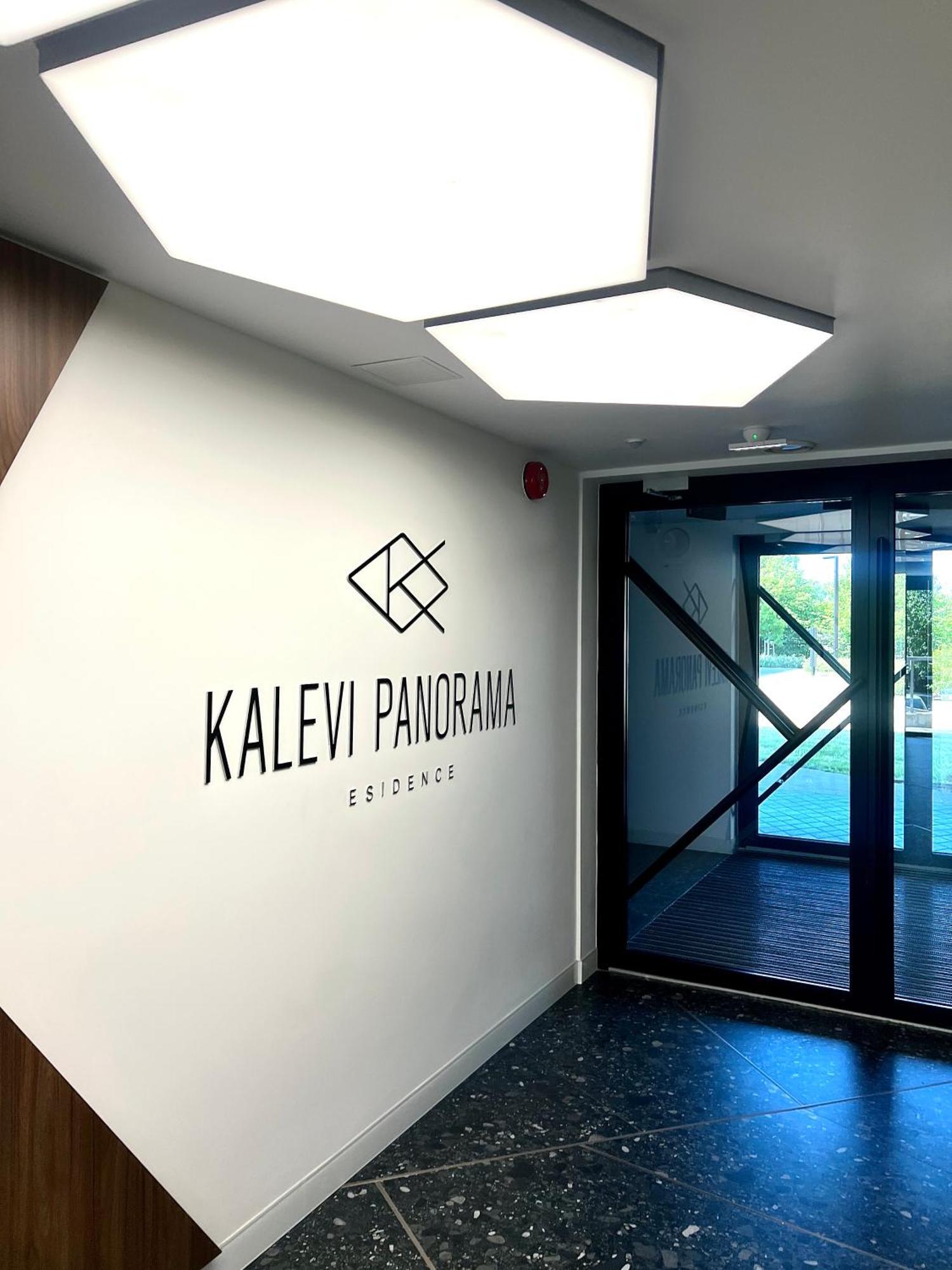 Apartamento Kalevi Panorama Tallin Exterior foto